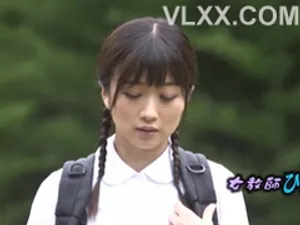 JapBliss 4K - 来自日本的饥渴男人在他的公寓里干了两个妓女